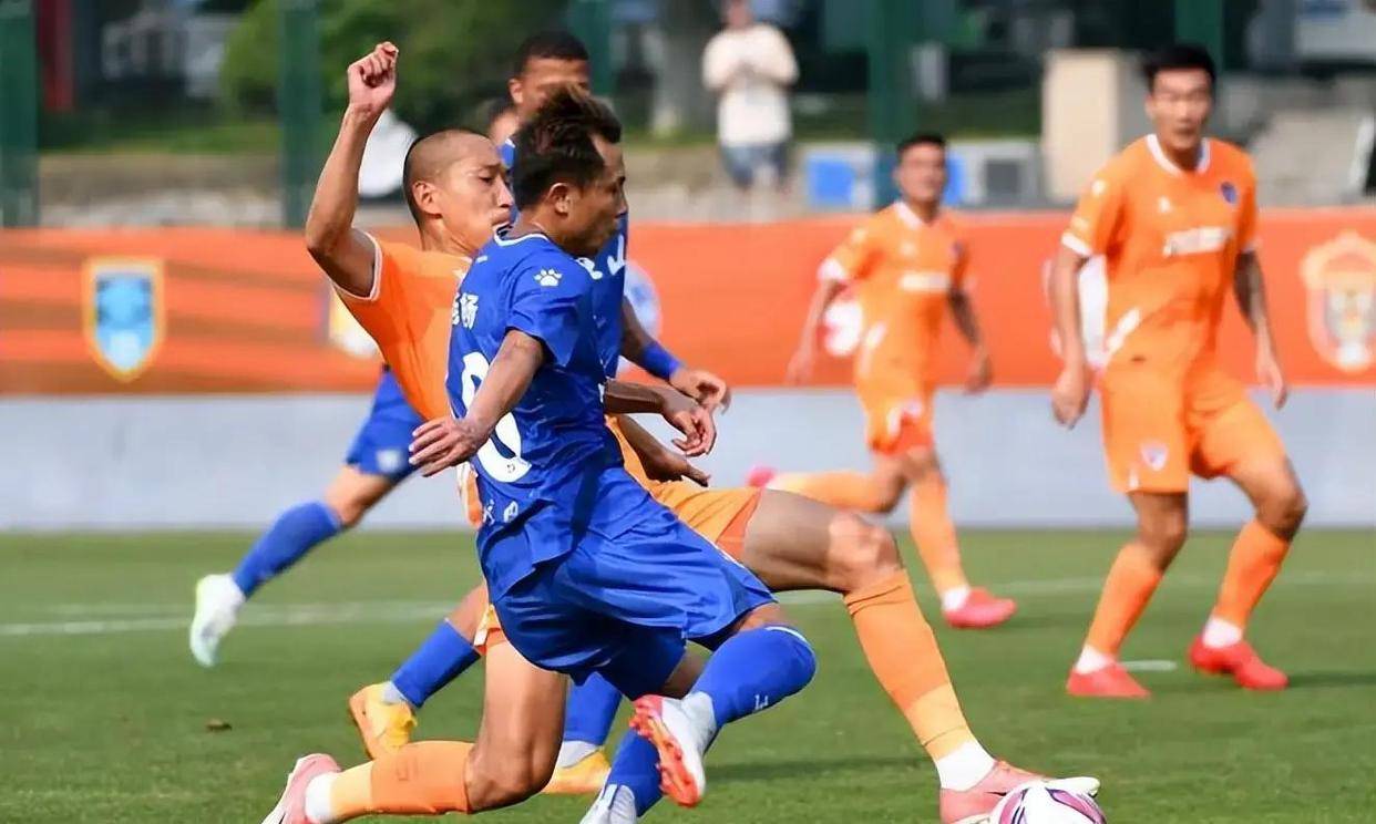 包含浙江稠州门线救险备战意大利杯关键时刻深圳男篮备战中超，现场解说直呼：曼城今夜伤情更新的词条