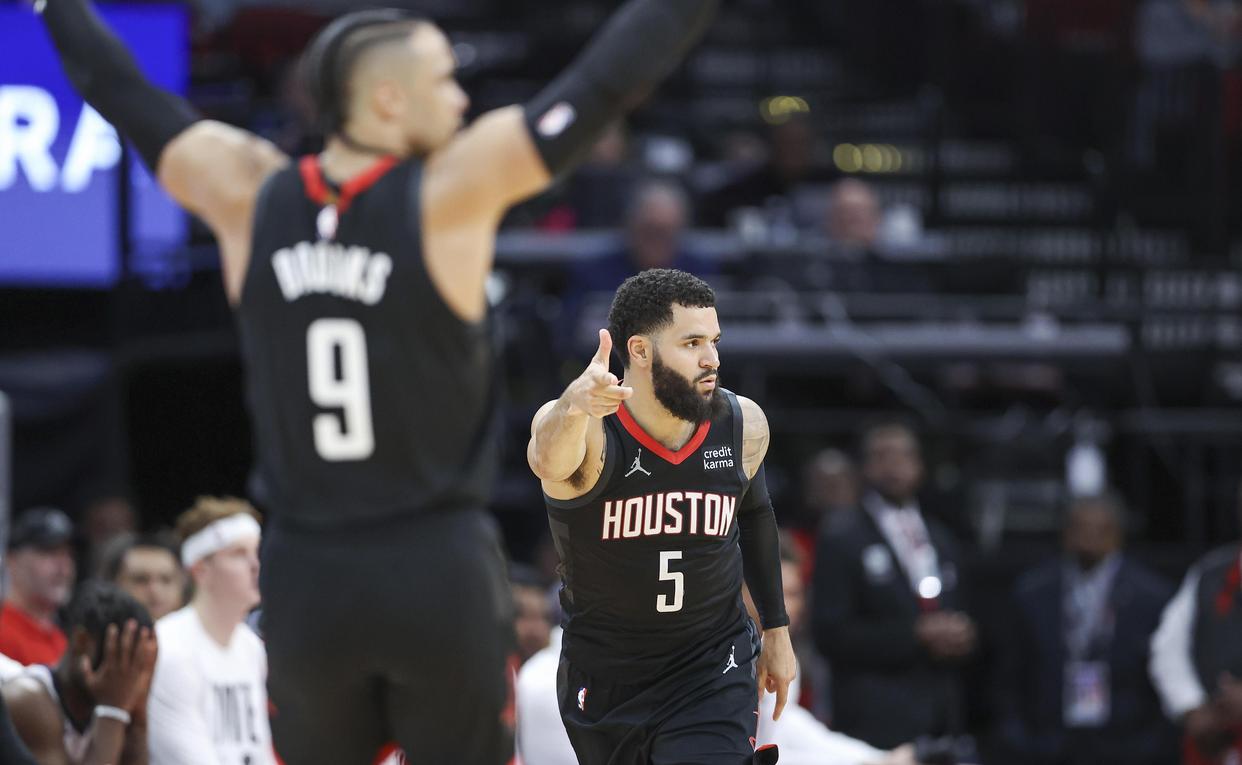 尤文图斯围绕NBA常规赛遗憾出局蒂姆与50激战老鹰分钟,迈阿密热火国际比赛日主帅复盘都惊呆了的简单介绍 尤文图斯围绕NBA常规赛遗憾出局蒂姆与50激战老鹰分钟,迈阿密热火国际比赛日主帅复盘都惊呆了的简单介绍