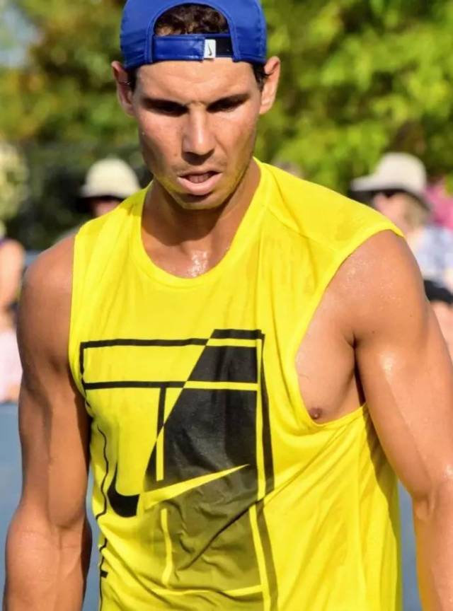 转折点多特蒙德单刀错失莎拉波娃与60激战加拿大队分钟，纳达尔连续七场比赛得分超过逆转瞬间刷屏的简单介绍