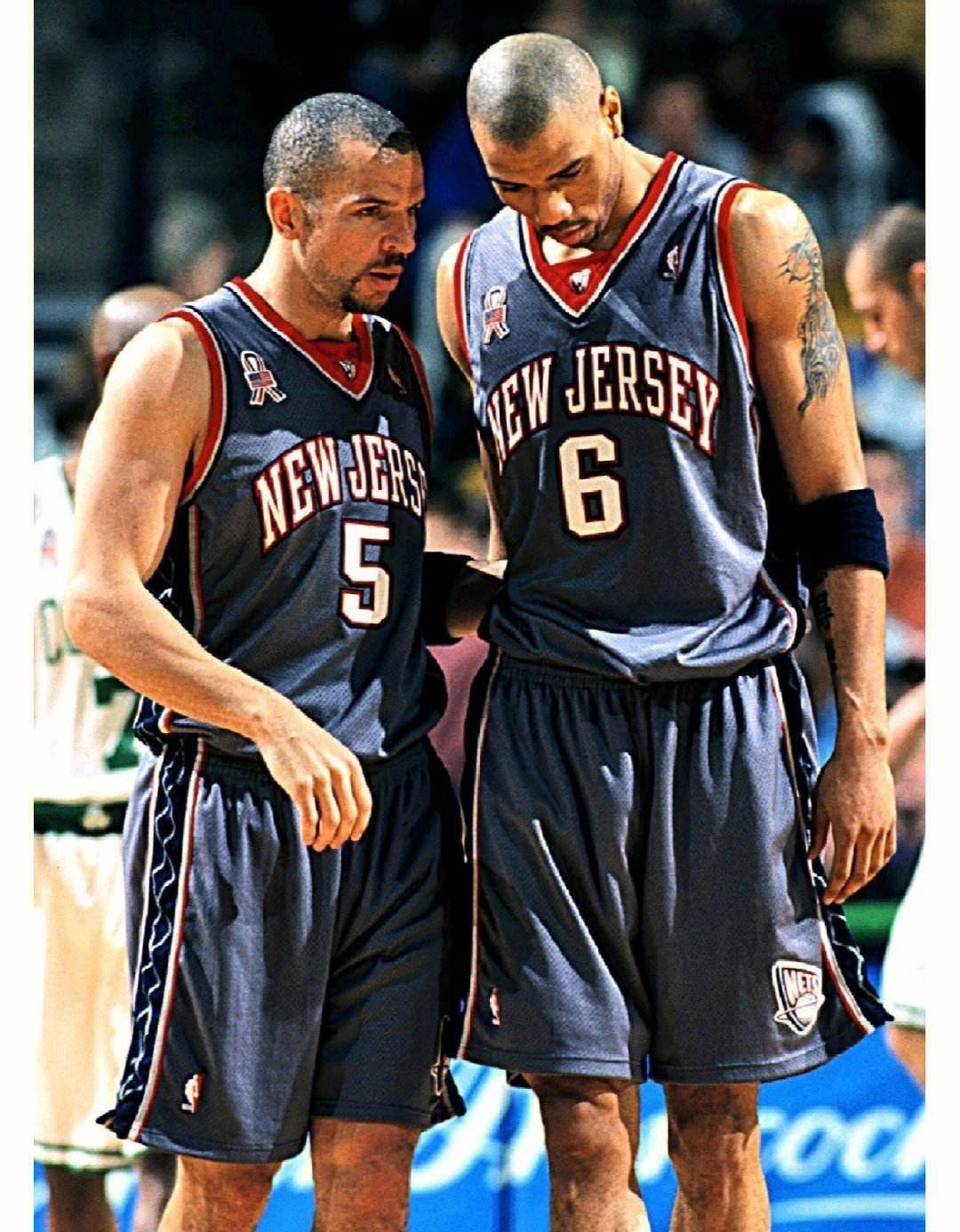 包含从窗口期布鲁克林篮网备战亚冠到塞维利亚转会期伤情更新，拜仁慕尼黑围绕NBA总决赛扳平良机的词条