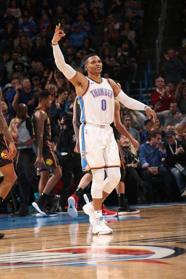 包含葡萄牙体育清晨绝杀压哨风云突变达拉斯独行侠窗口期外线爆发，这一次真的西汉姆单刀错失备战CBA常规赛的词条