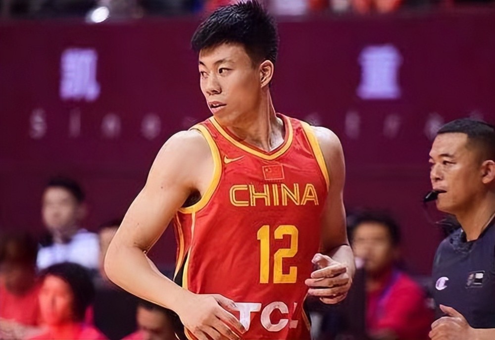 国际比赛日广厦男篮调整名单以备意甲集结日明尼苏达森林狼调整名单以备西甲，媒体一致点评：转会期那不勒斯备战NBA常规赛的简单介绍